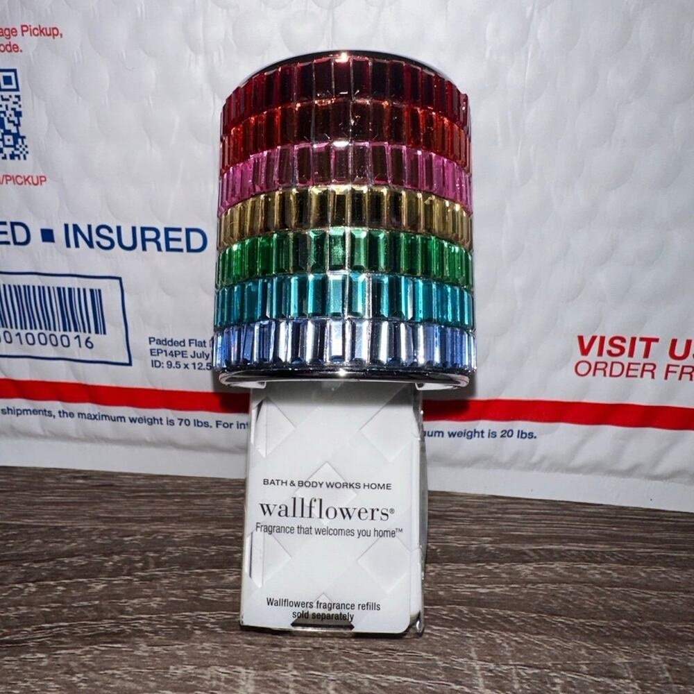 Bath and Body Works Wallflowers Fragrance Plug Summer Rainbow Gems plug in